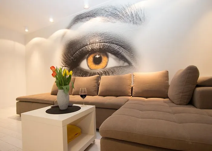 Lenzo Apartments